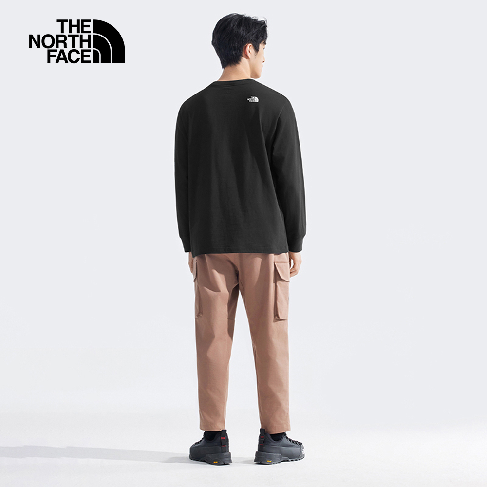 The North Face北面男女款黑色純棉品牌LOGO印花長袖上衣｜8D7RJK3