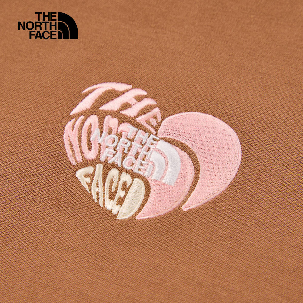 【10/25 00點週末限定】The North Face北面男女款棕色心型刺繡LOGO印花長袖帽T｜8D7S6IH
