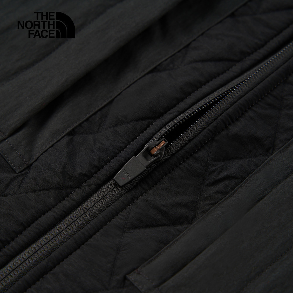 UE男款黑色DWR防潑水鋪棉背心｜8CJCJK3