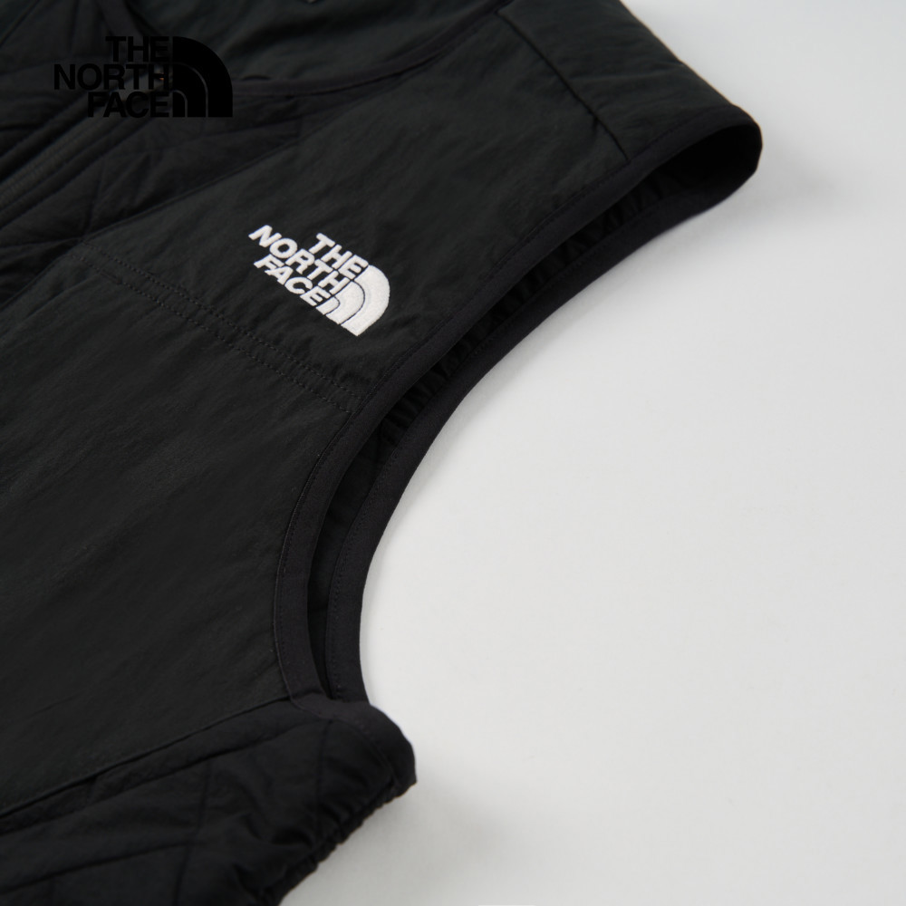 UE男款黑色DWR防潑水鋪棉背心｜8CJCJK3