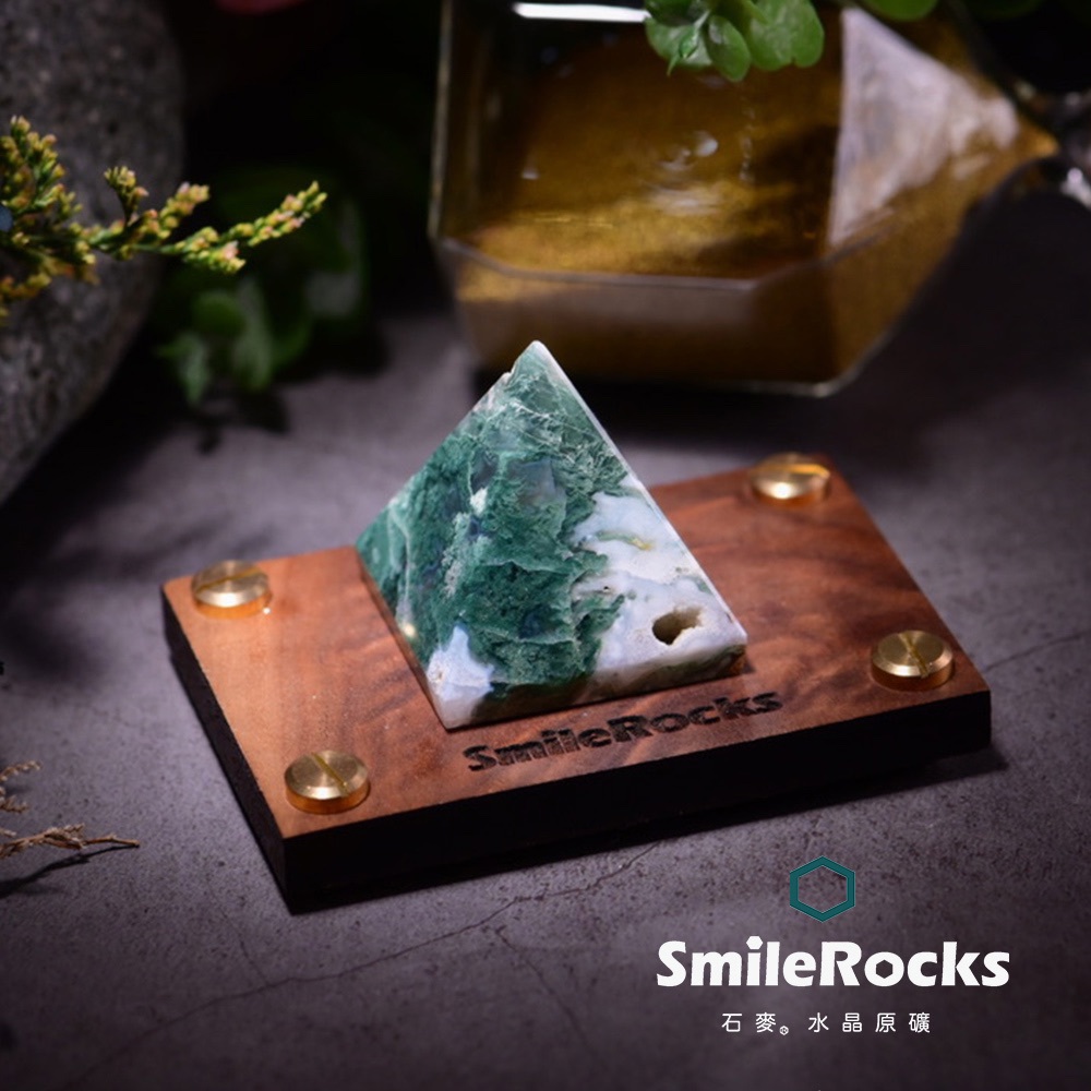 【石麥半寶石】水草瑪瑙金字塔 No.080802505-廠商直送