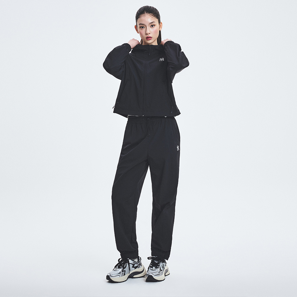 MLB 女版抗UV防曬涼感防風外套 Varsity系列 紐約洋基隊 (3FWJV0153-50BKS)