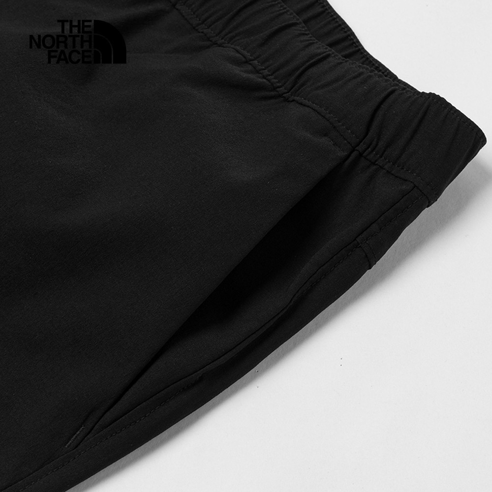 【10/27 12點限時搶購】The North Face北面男款黑色吸濕排汗彈力褲腰休閒長褲｜8BA94H0