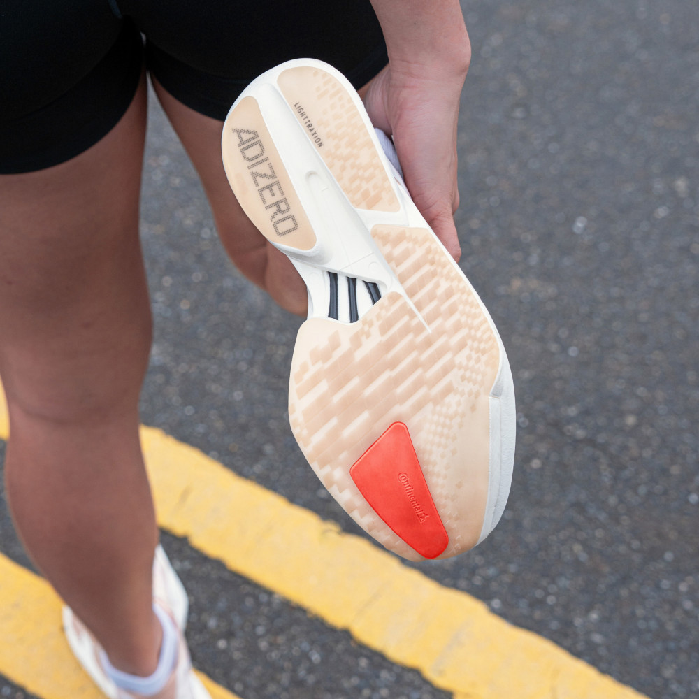 ADIZERO ADIOS PRO 4 跑鞋