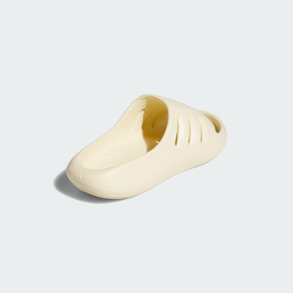 ADIFOM IIINFINITY 運動拖鞋