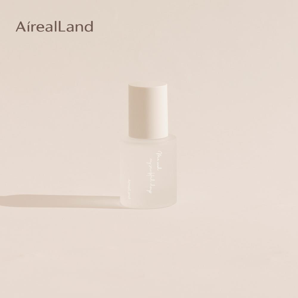 【台灣妞力薦代言】年零 AirealLand 塑顏彈力緊緻精華 50ml：3D 駐齡彈力微網膜Ｘ3 重抗老胜肽對抗重力，綻現緊緻，再塑柔潤年輕力