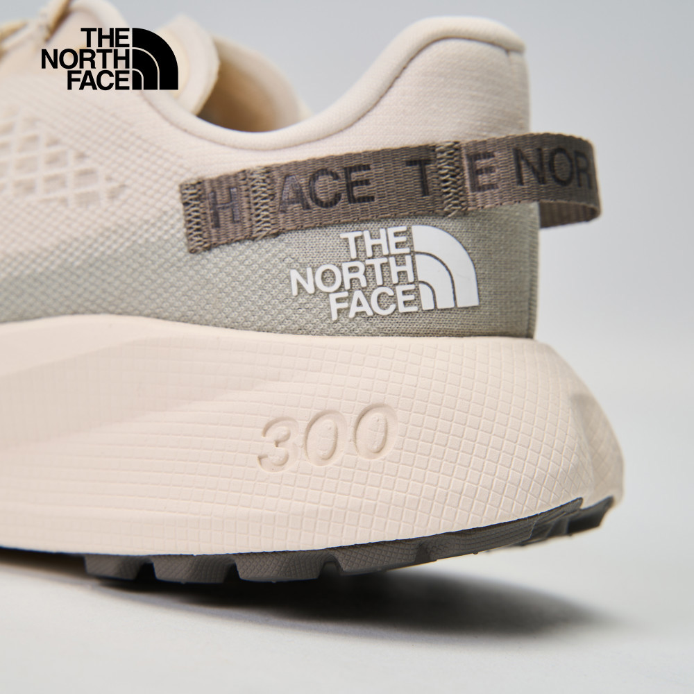 The North Face北面男款米色抓地戶外舒適耐穿野跑鞋｜8A9R7UR