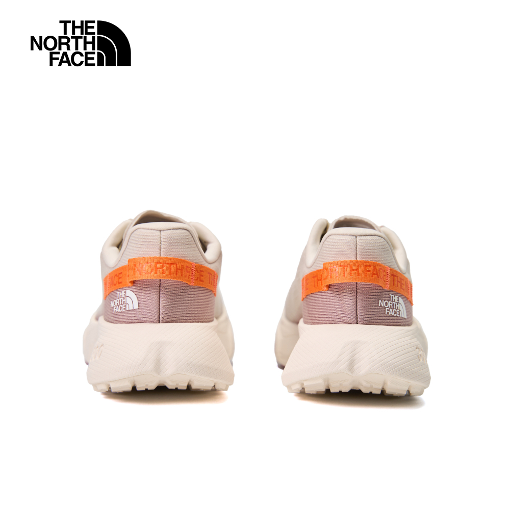 The North Face北面女款米白色抓地戶外舒適耐穿野跑鞋｜8A9S7G4