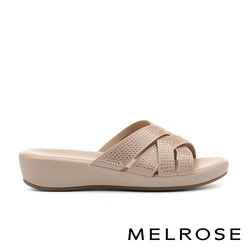 MELROSE 美樂斯 華麗高雅燙鑽交叉編織寬帶楔型高跟拖鞋－可可