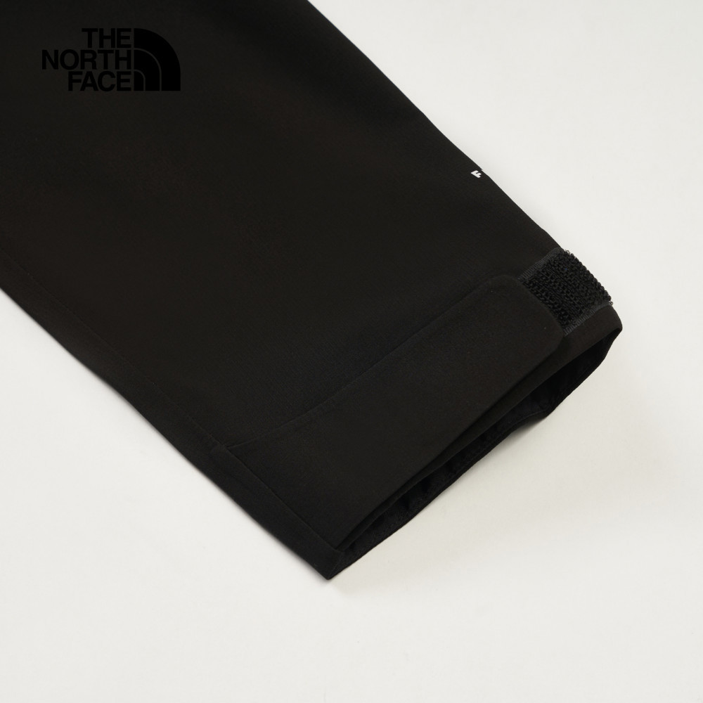 The North Face北面女款黑色FUTURELIGHT防水透氣衝鋒衣｜8DKHJK3