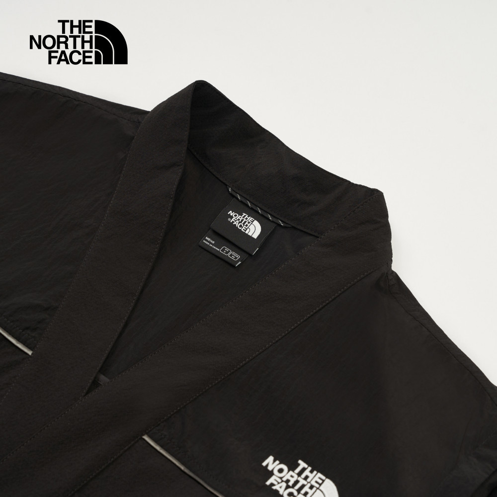 UE男款黑色吸濕排汗長袖襯衫｜8CJQJK3