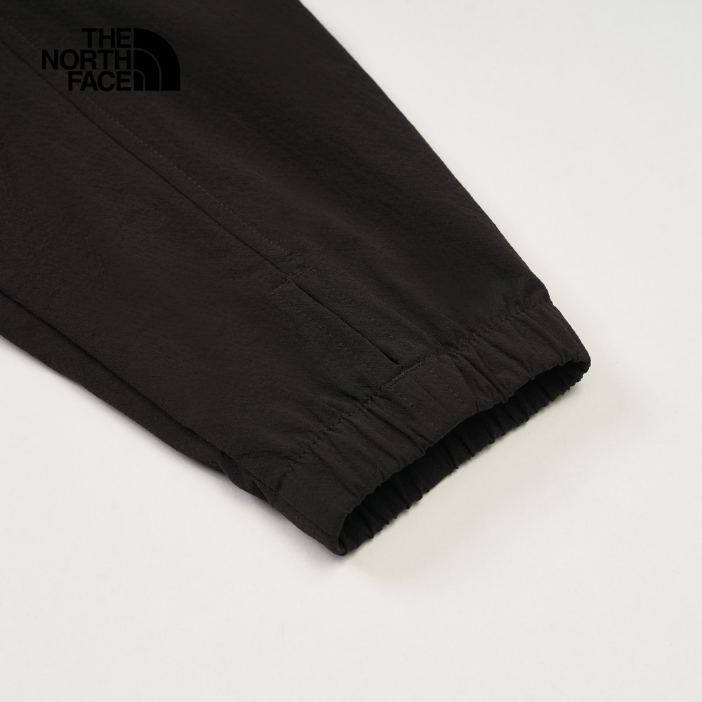 UE男款黑色吸濕排汗長袖襯衫｜8CJQJK3