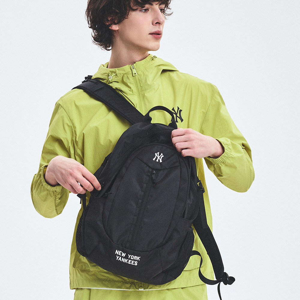MLB 運動休閒後背包 紐約洋基隊 (3ABKB025N-50BKS)