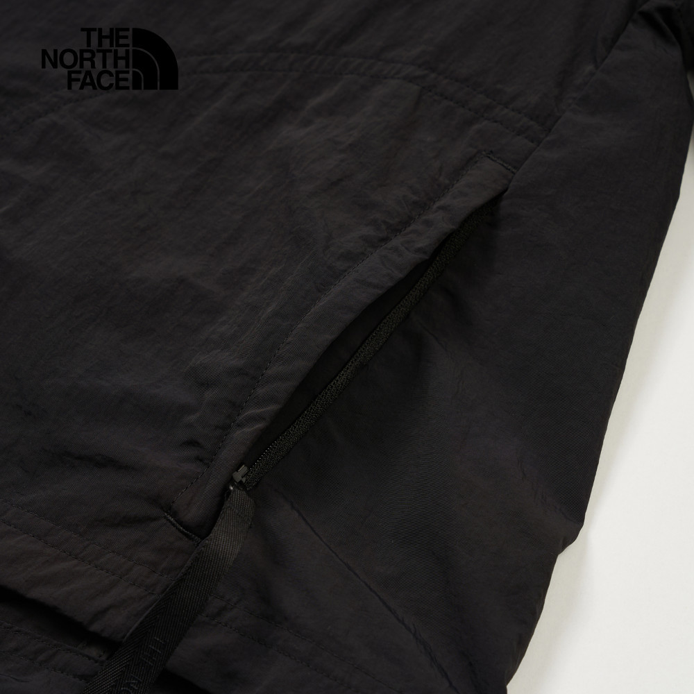 UE女款黑色舒適透氣短袖T恤｜8CJ8JK3