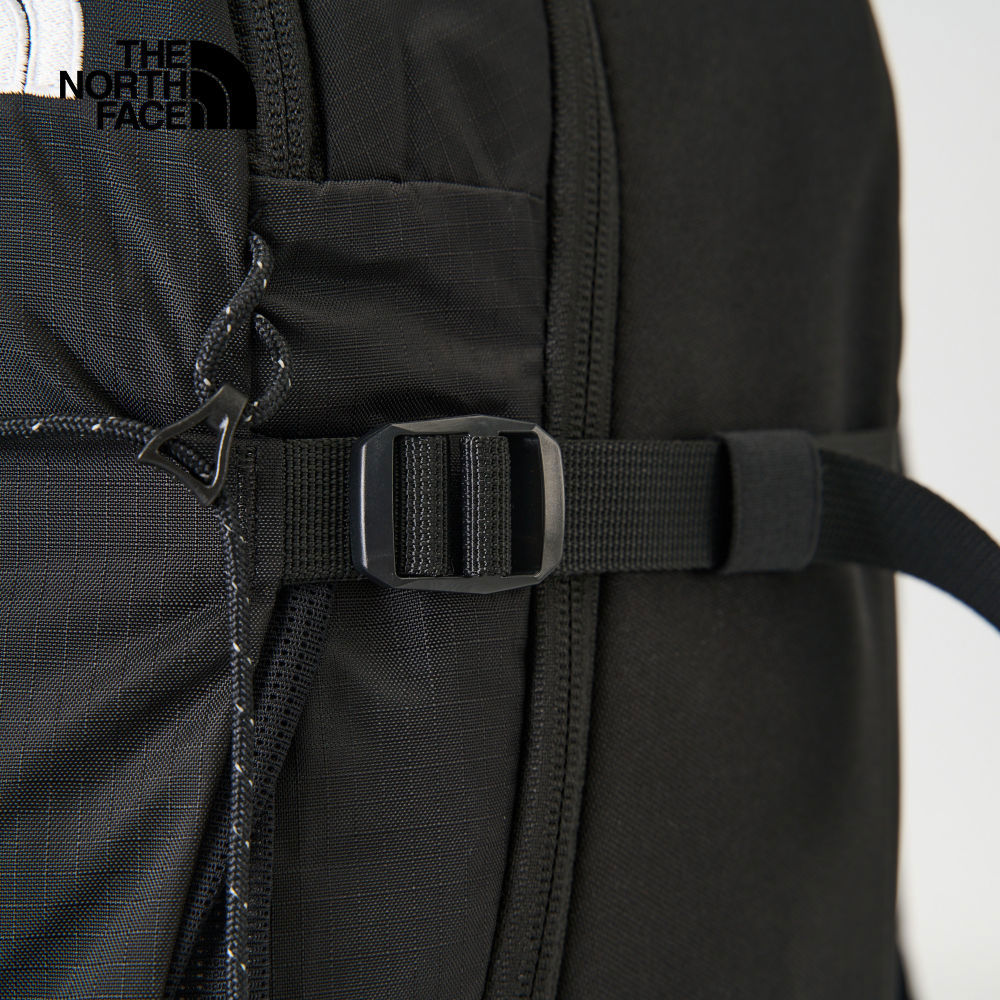 The North Face北面男女款黑色DWR防潑水大容量休閒後背包｜8BKFKX7