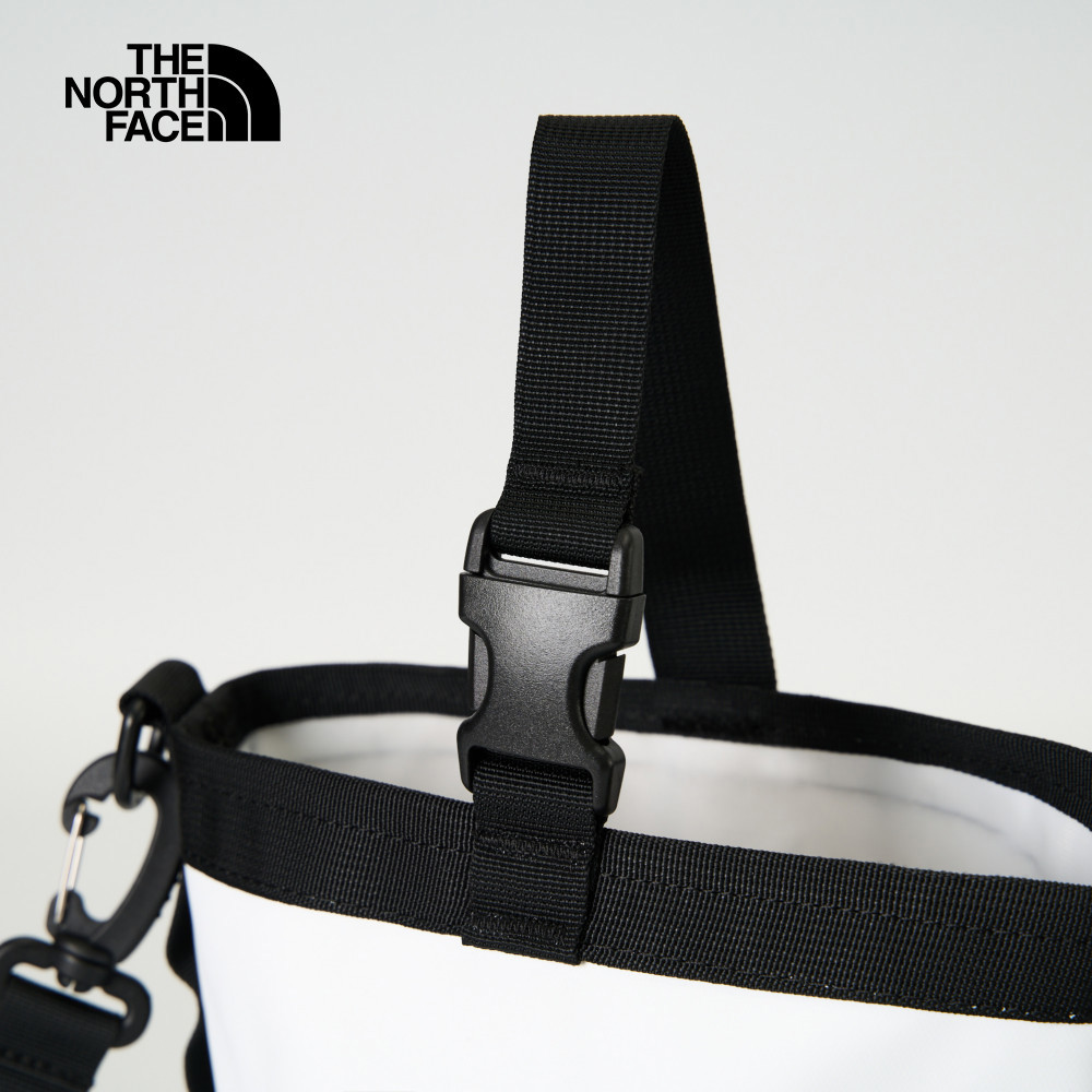 The North Face北面男女款黑白拼接背提兩用休閒單肩包｜8DJPLA9