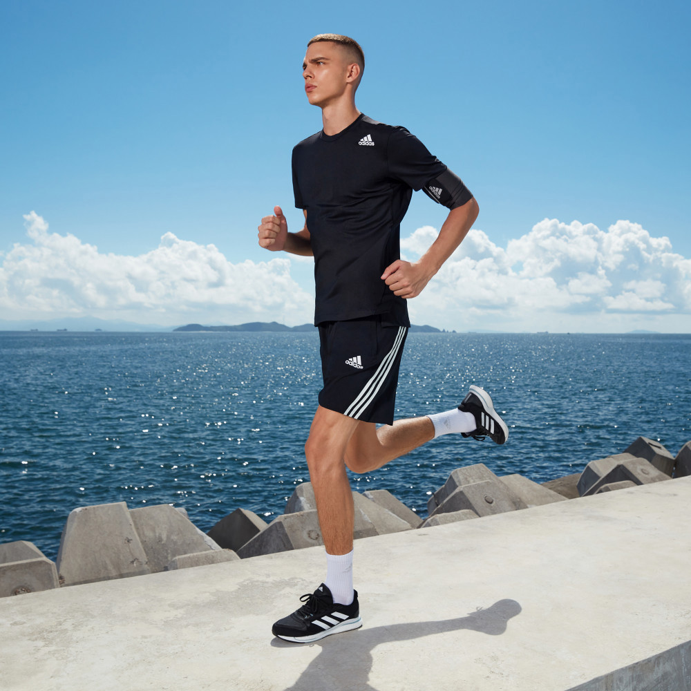 AEROREADY 運動短褲