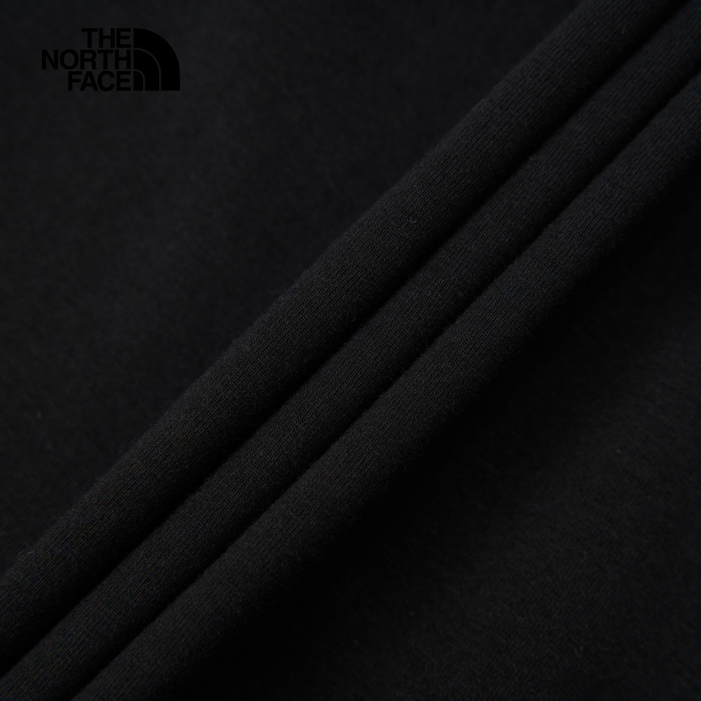 The North Face北面男款黑色吸濕排汗短袖T恤｜8D7BJK3