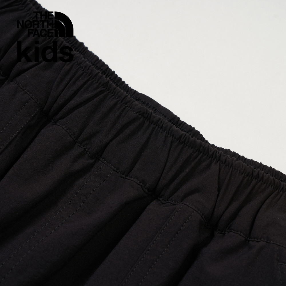 The North Face北面兒童黑色UPF防曬短褲｜8C0MJK3
