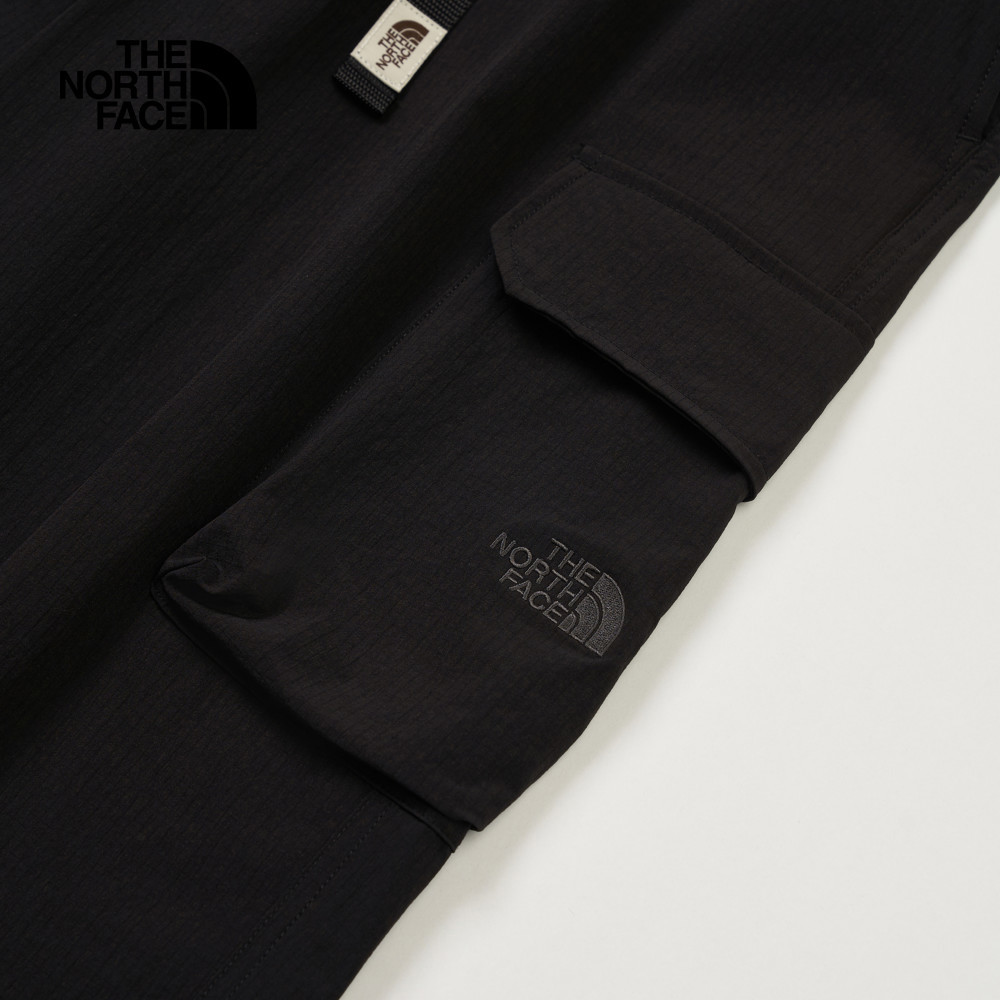 The North Face北面男款黑色UPF防曬長褲｜8C0UJK3