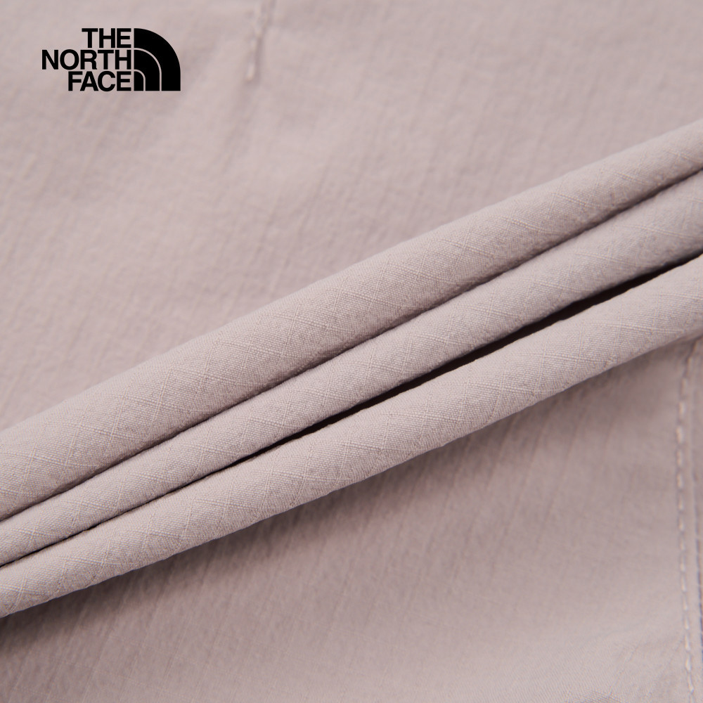 The North Face北面女款灰色UPF防曬短褲｜8C111OA