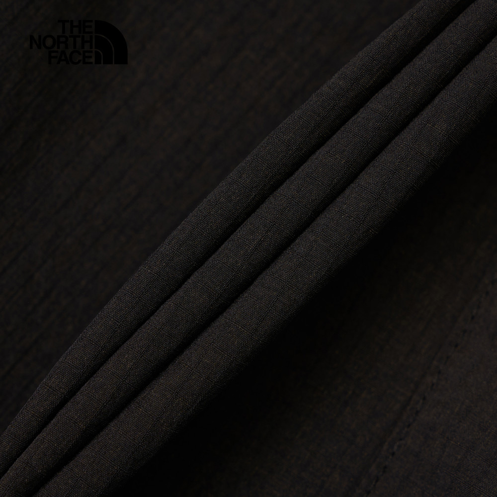 The North Face北面女款黑色UPF防曬短褲｜8C11JK3