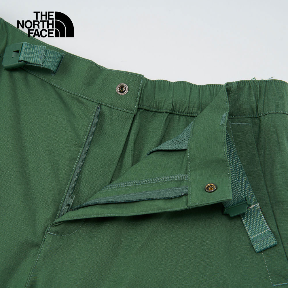 【10/27 12點限時搶購】The North Face北面男款綠色DWR防潑水短褲｜8CM5HCH