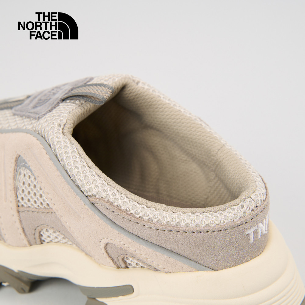 The North Face北面男女款灰色Vibram抓地耐磨運動鞋｜8AE26S5