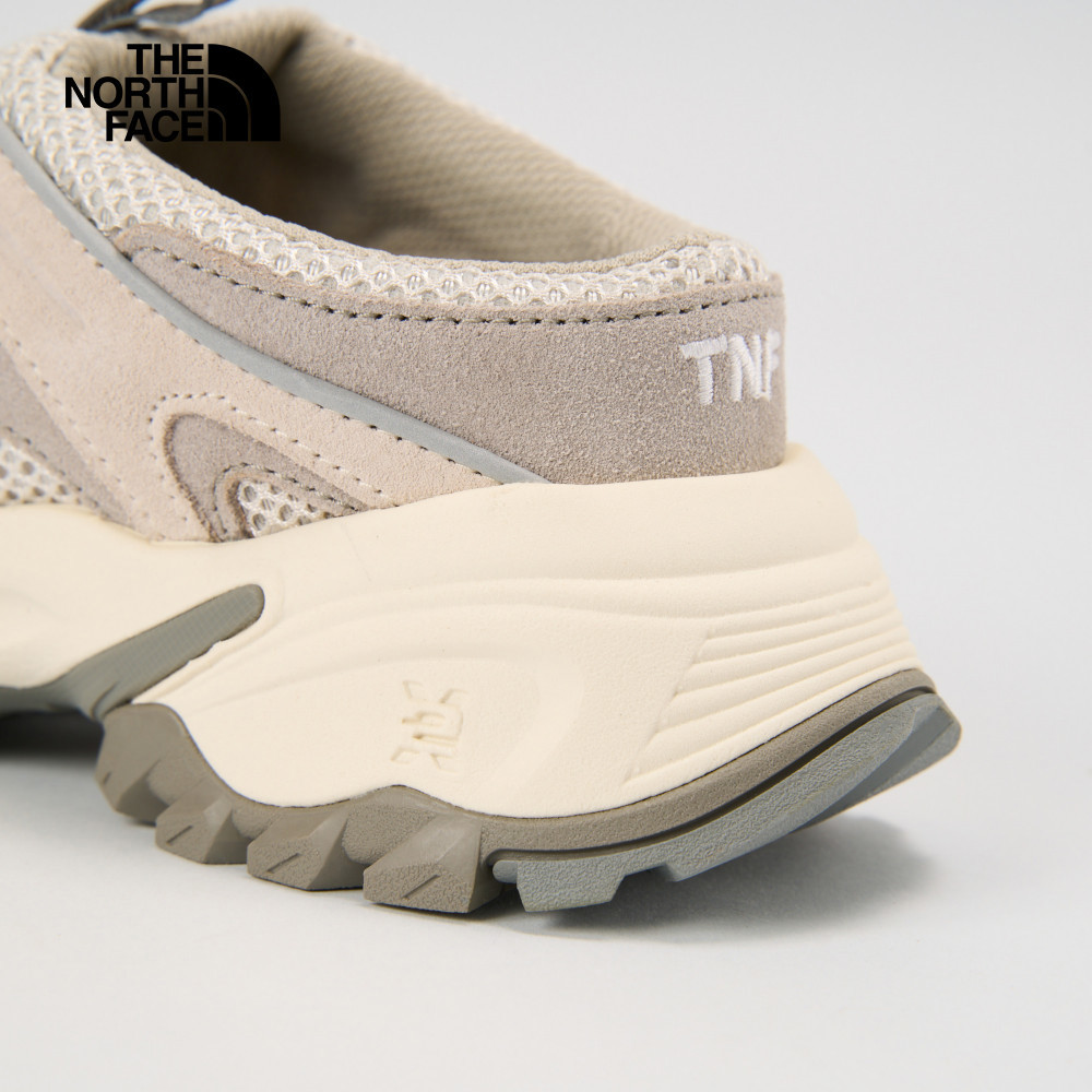 The North Face北面男女款灰色Vibram抓地耐磨運動鞋｜8AE26S5