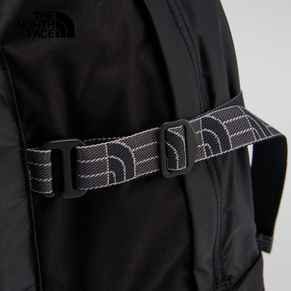 The North Face北面男女款黑色休閒後背包｜8DJJKX7