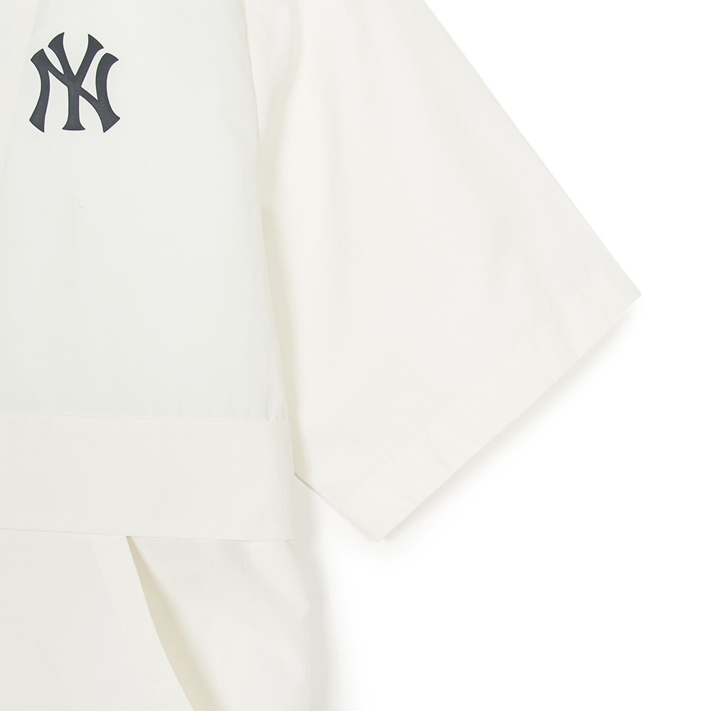MLB 抗UV 涼感 輕薄 套頭風衣  防風上衣 紐約洋基隊 (3AWJB0553-50IVS)