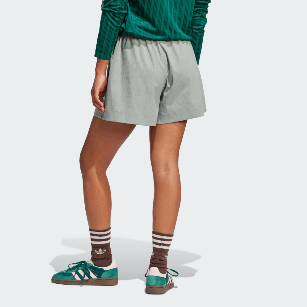 ESSENTIALS 運動短褲