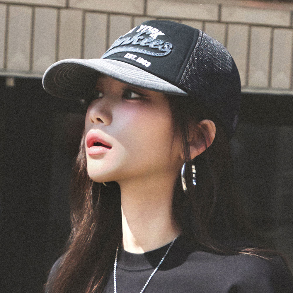 MLB 可調式棒球帽 網帽 Varsity系列 紐約洋基隊 (3AMCV0153-50BKS)