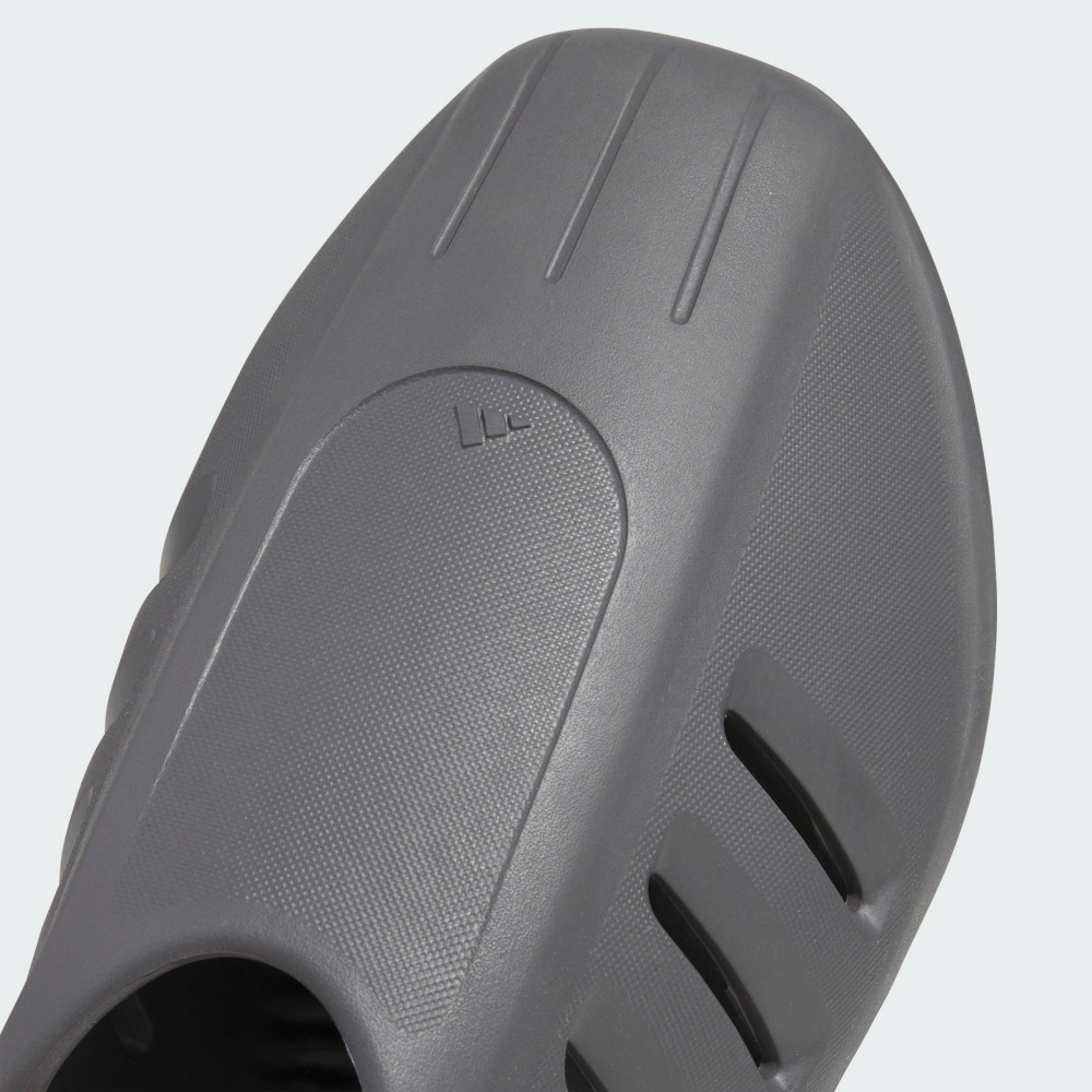 ADIFOM IIINFINITY 運動拖鞋