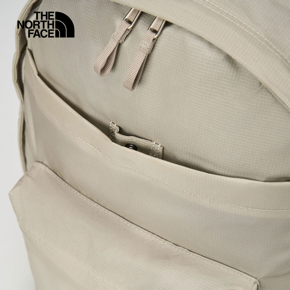 【10/27 12點限時搶購】The North Face北面男女款石灰色可調節背帶休閒後背包｜8AMM7J4