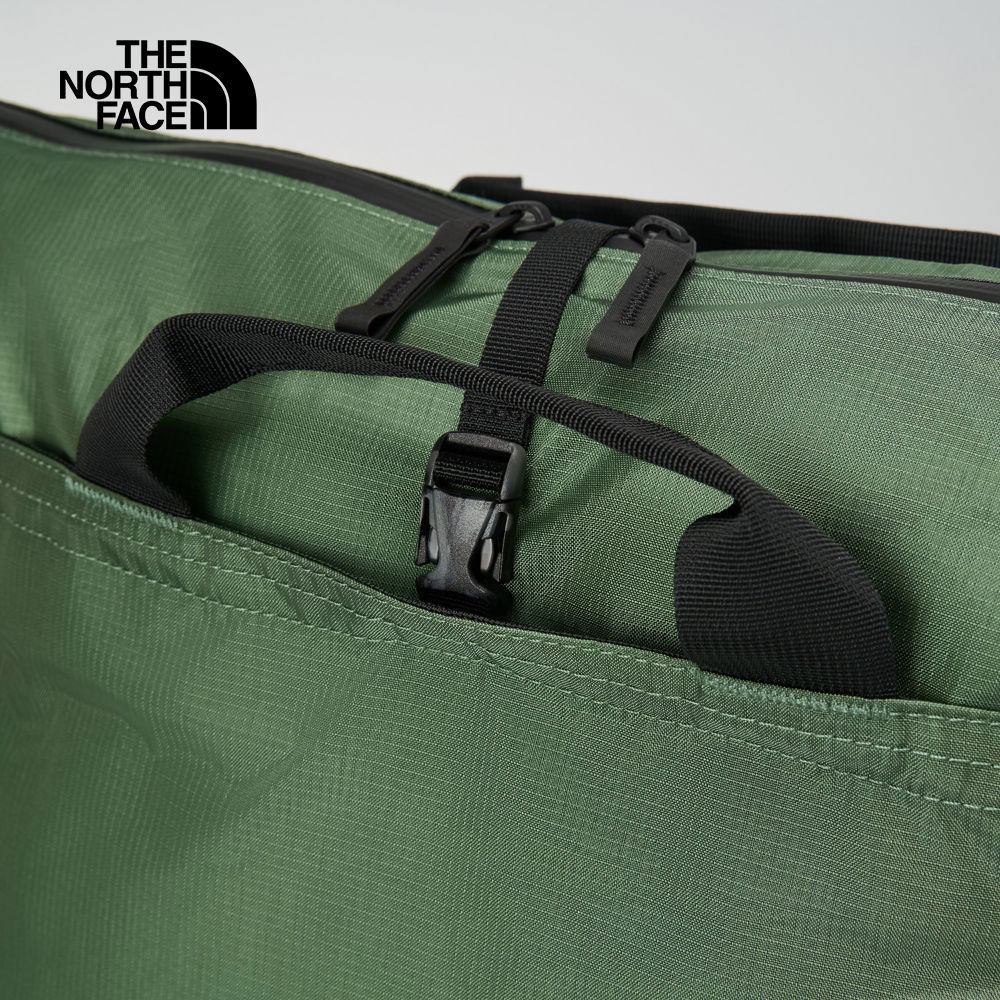 The North Face北面男女款綠色舒適背負大容量背提兩用休閒後背包｜8B1YHCH