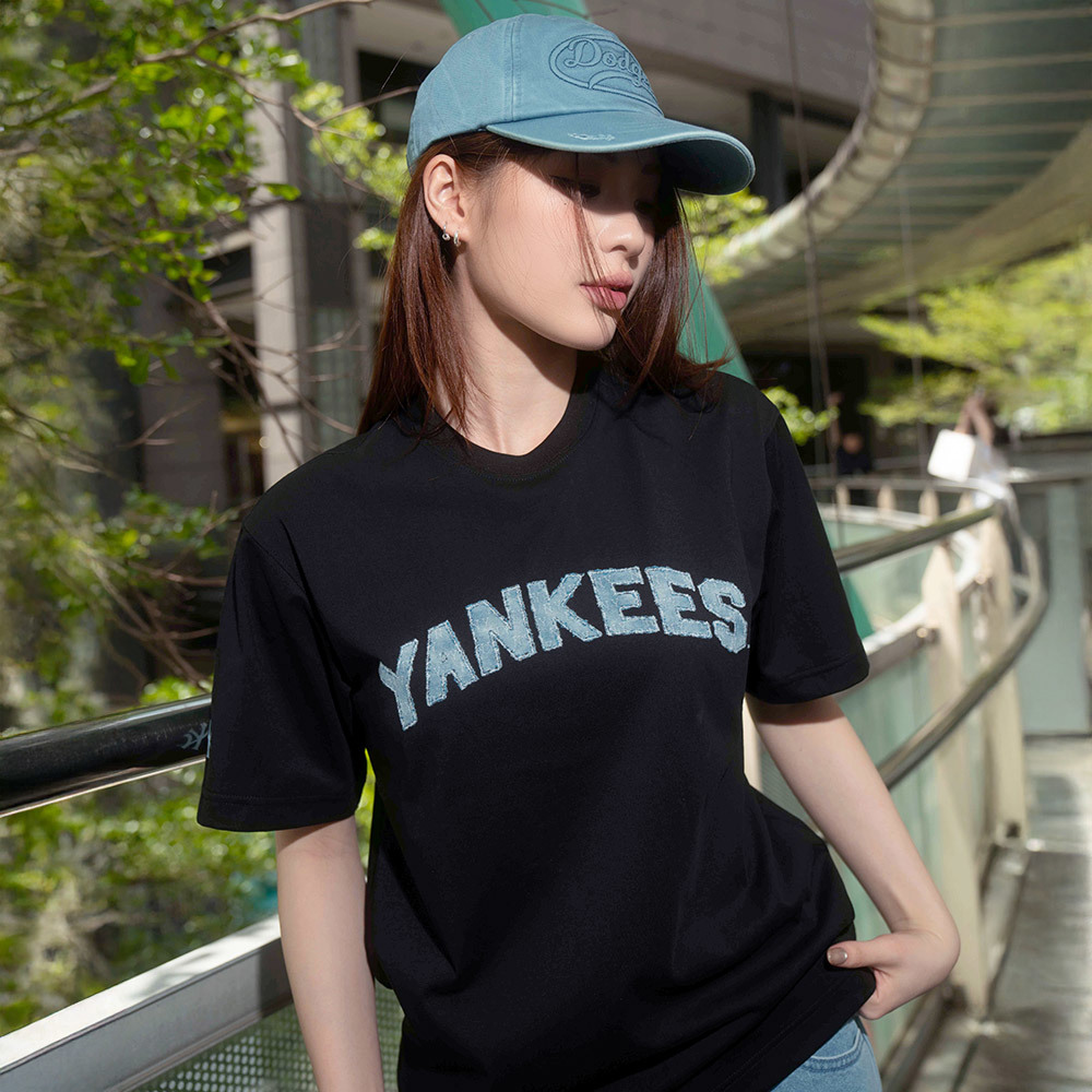 MLB 仿牛仔丹寧短袖T恤 Monogram系列 紐約洋基隊 (3ATSM1153-50BKS)