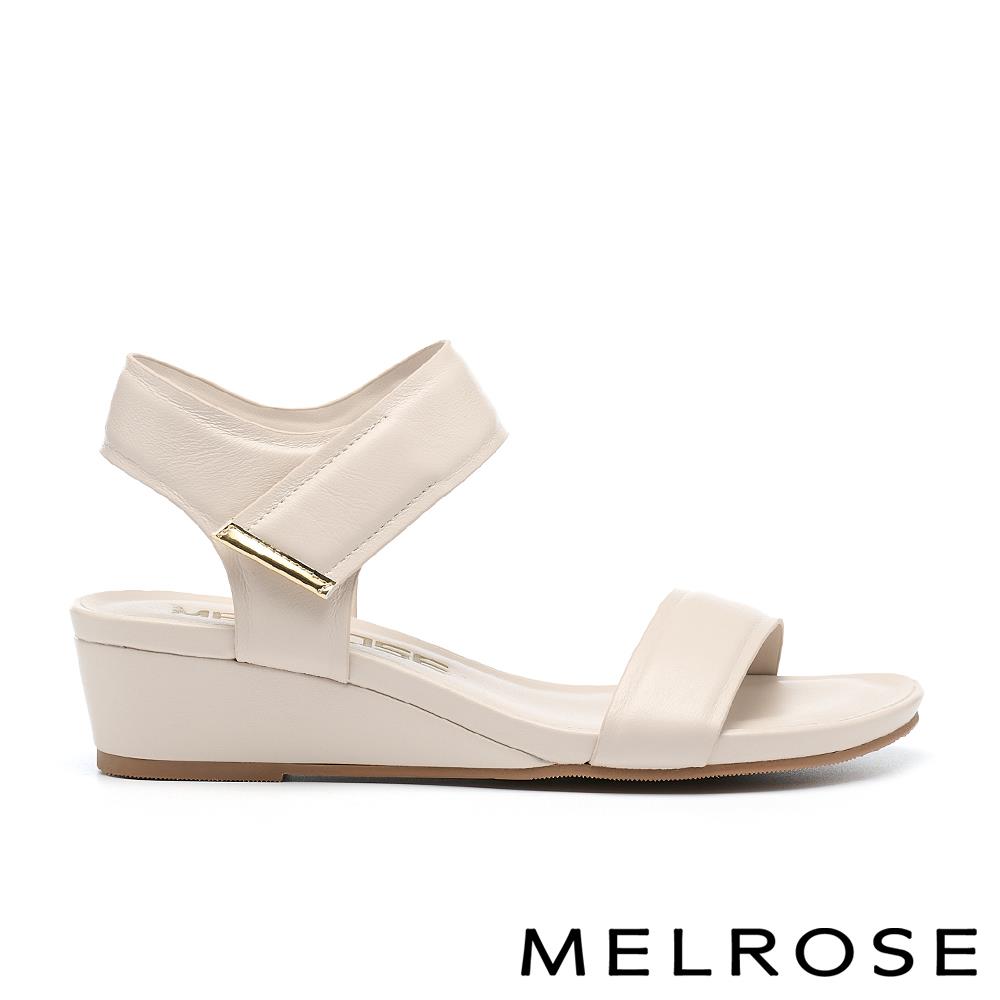 MELROSE 美樂斯 簡約一字帶純色楔型低跟涼鞋－灰