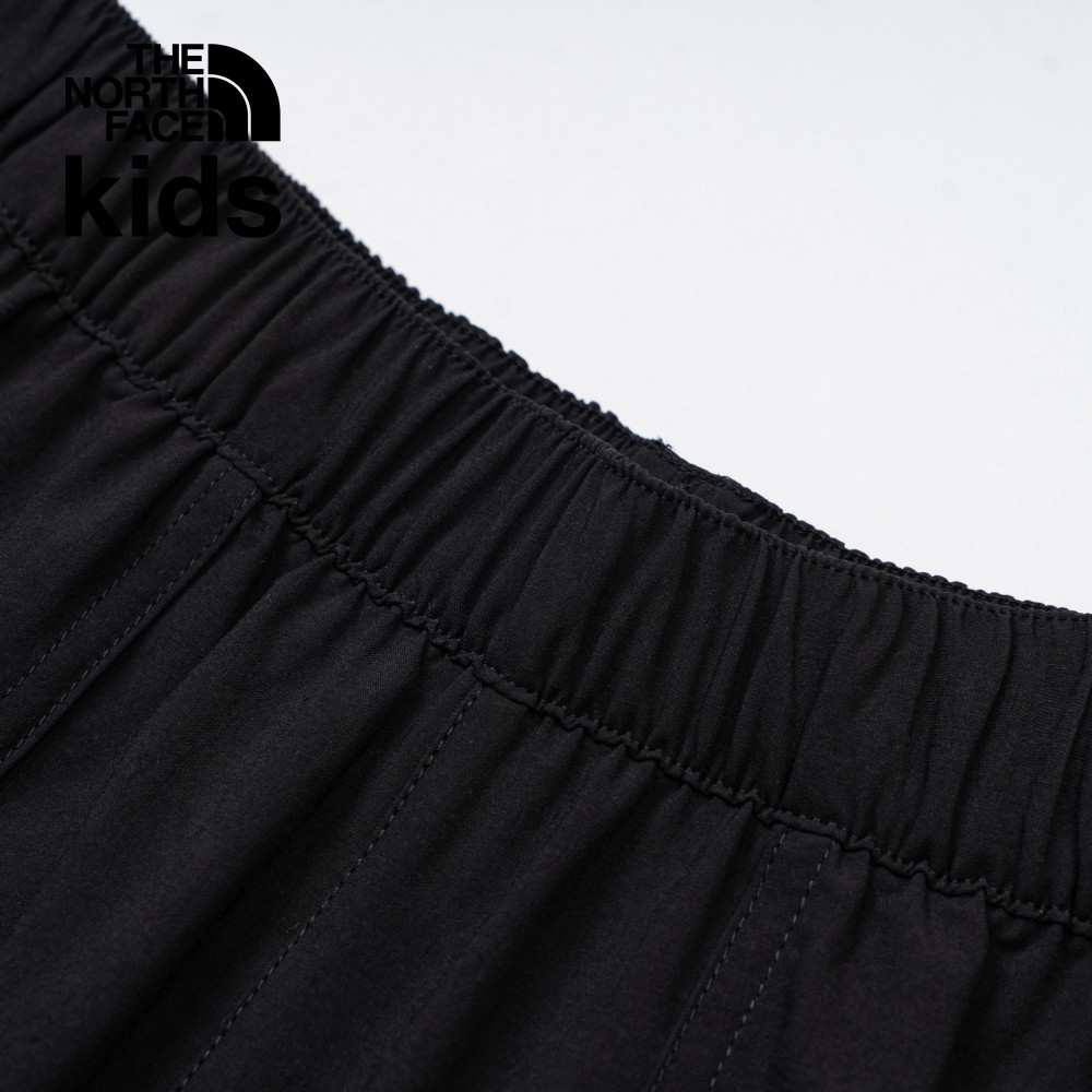 The North Face北面兒童黑色UPF防曬短褲｜8C0KJK3