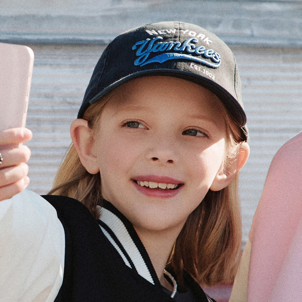 MLB KIDS 軟頂可調式棒球帽 童帽 紐約洋基隊 (7ACPVT15N-50CCS)