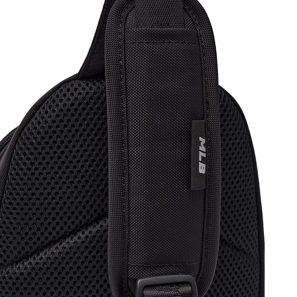 MLB KIDS 斜背包 肩背包 兒童包包 紐約洋基隊 (7ASGB045N-50BKS)