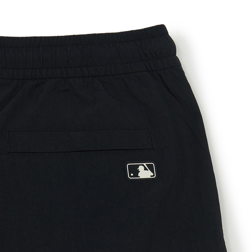 MLB 抗UV 尼龍休閒短褲 紐約洋基隊 (3ASMB0753-50BKS)