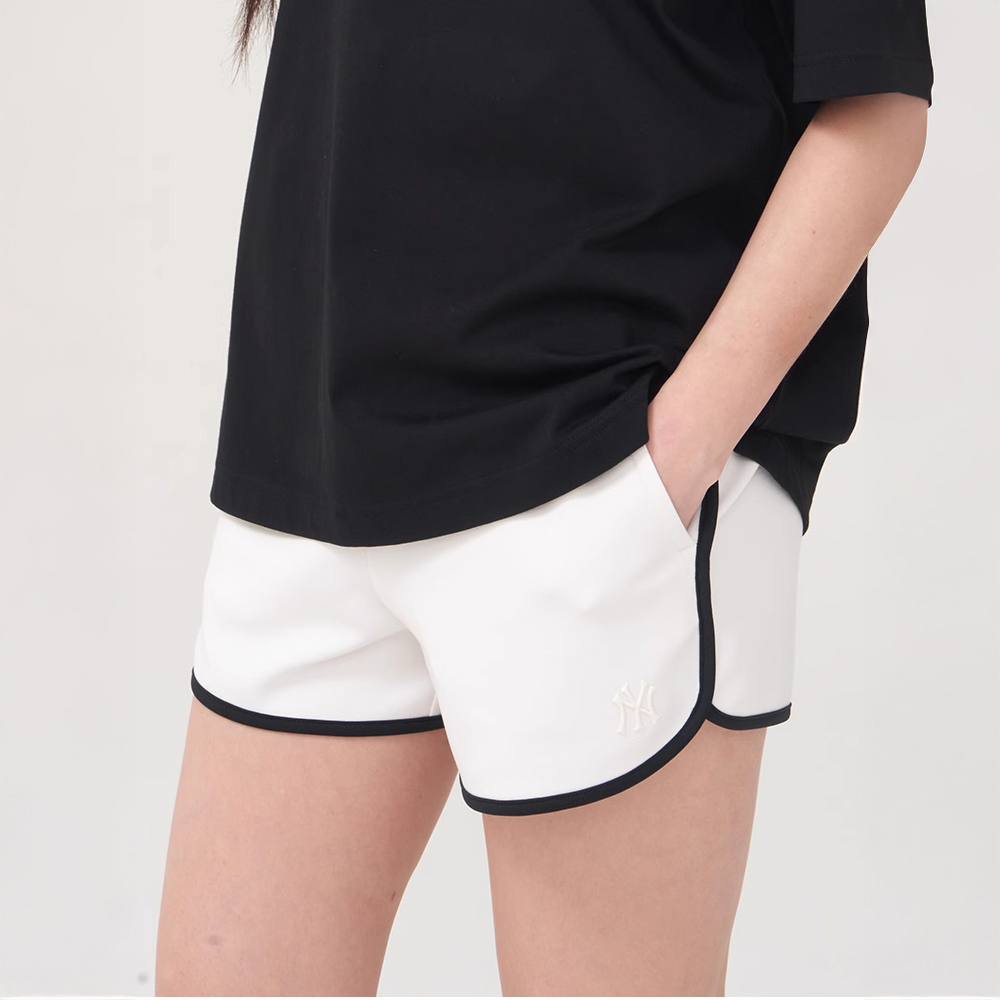 MLB 女版休閒短褲 紐約洋基隊 (3FSPB0453-50IVS)