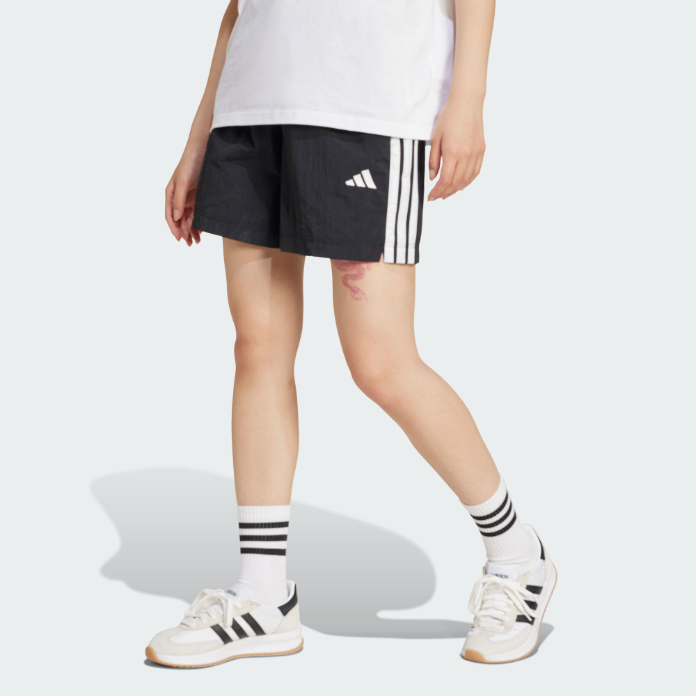 ESSENTIALS 3-STRIPES 運動短褲
