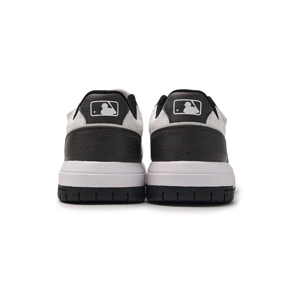 MLB KIDS 牛仔壓紋Monogram老爹鞋 學長鞋 童鞋 Chunky Liner 紐約洋基隊 (7ASXLM05N-50BKS)