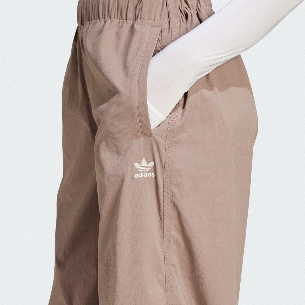 ESSENTIALS 運動長褲