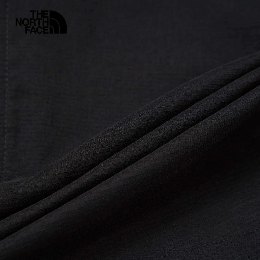 【10/26 12點限時搶購】The North Face北面男款黑色DWR防潑水短褲｜8DFWJK3