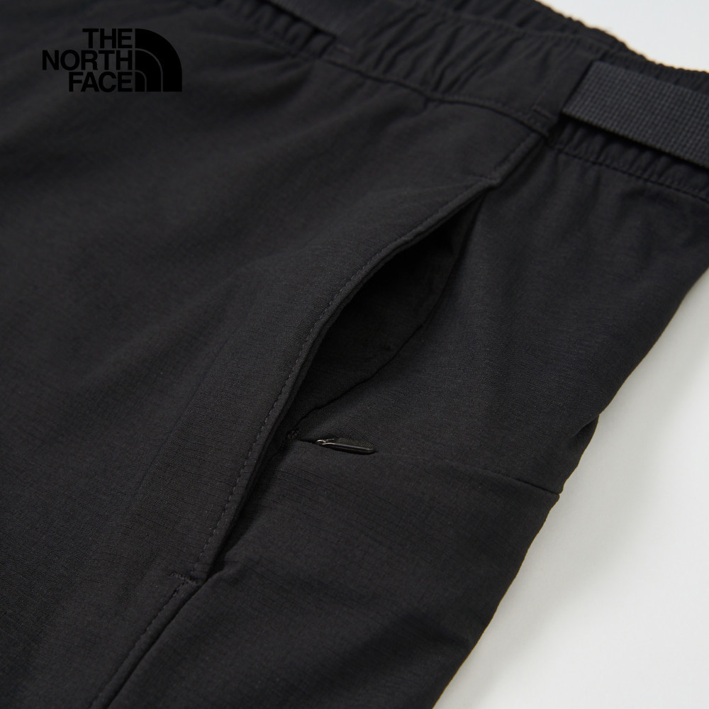 【10/26 12點限時搶購】The North Face北面男款黑色DWR防潑水短褲｜8DFWJK3