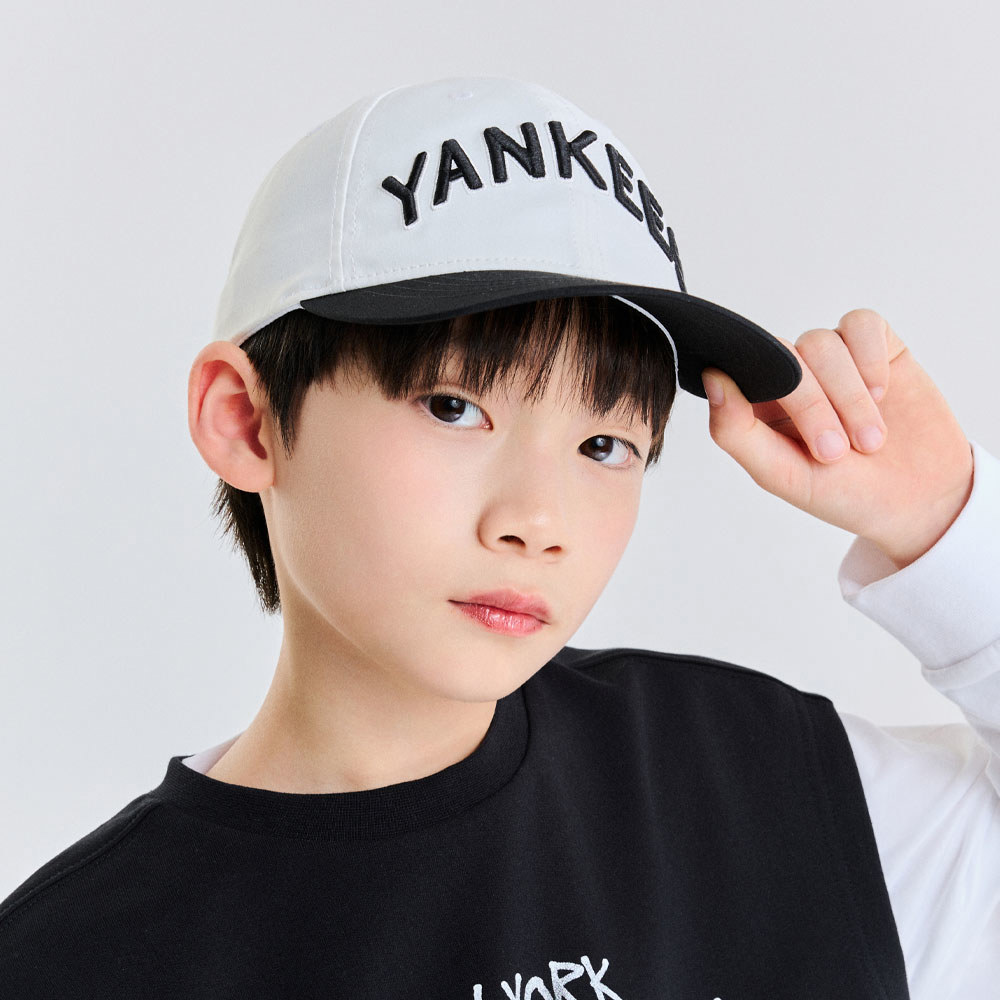 MLB KIDS 可調式棒球帽 童帽 Varsity系列 紐約洋基隊 (7ACPV035N-50BKS)