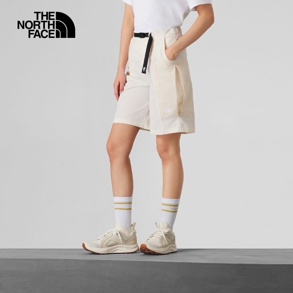 UE女款米白色DWR防潑水短褲｜8CM1QLI